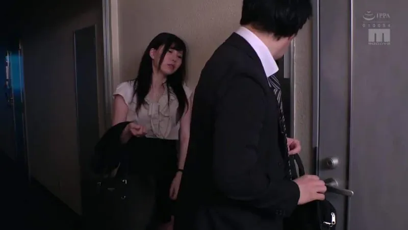 Người vợ nhà bên nhận nhầm tôi là anh xã trong một hôm say xỉn