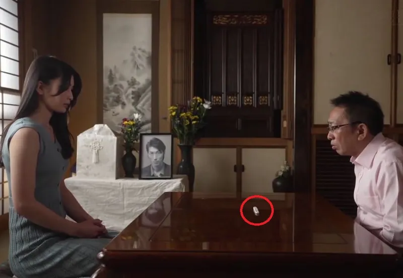 Một ngày sau tang lễ ông chồng, người tình của con trai đã bị bố ông chồng ép xxx không bao đến mang thai